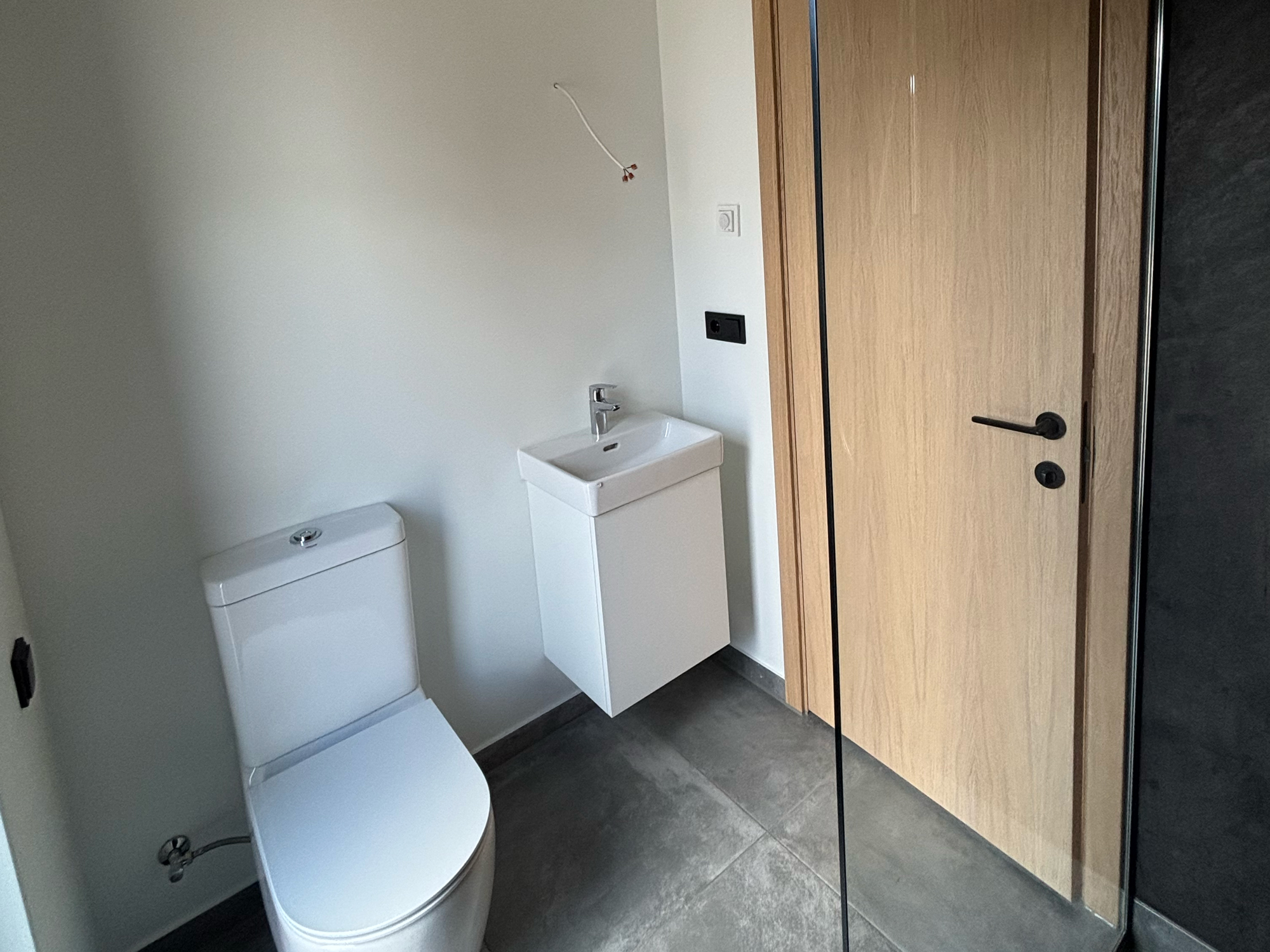 Bathroom inside a Milla 40